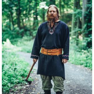 Viking tuniek met borduursel - zwart