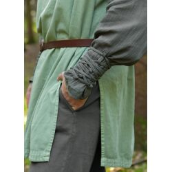 Middeleeuwse tuniek met groene veters "Ruvan" look