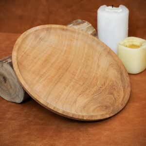 Middeleeuwse houten schaal van hardhout, diameter ca. 23 cm, B-kwaliteit