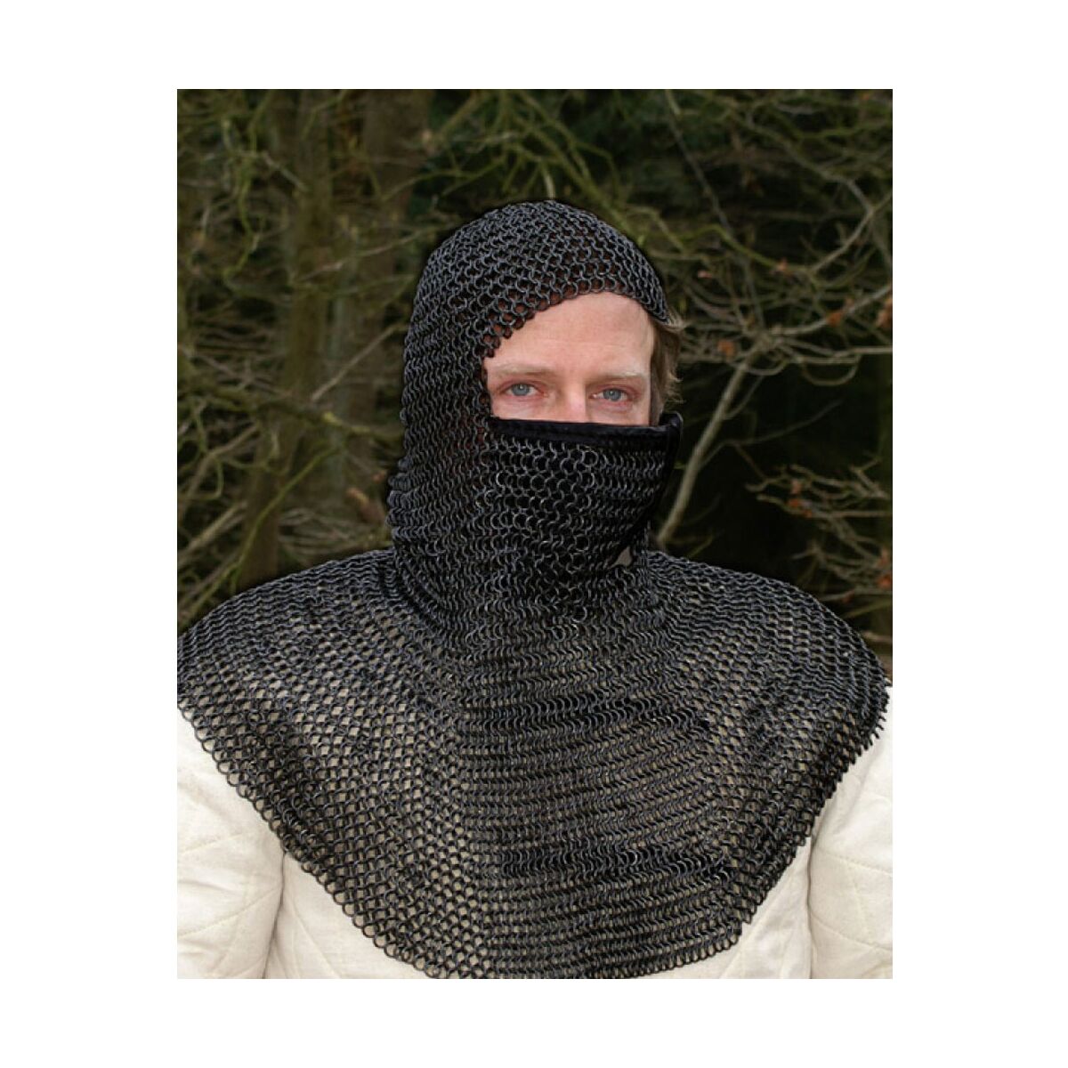 Kettingkap met driehoekige mondkap, ongenaaide ronde ringen,